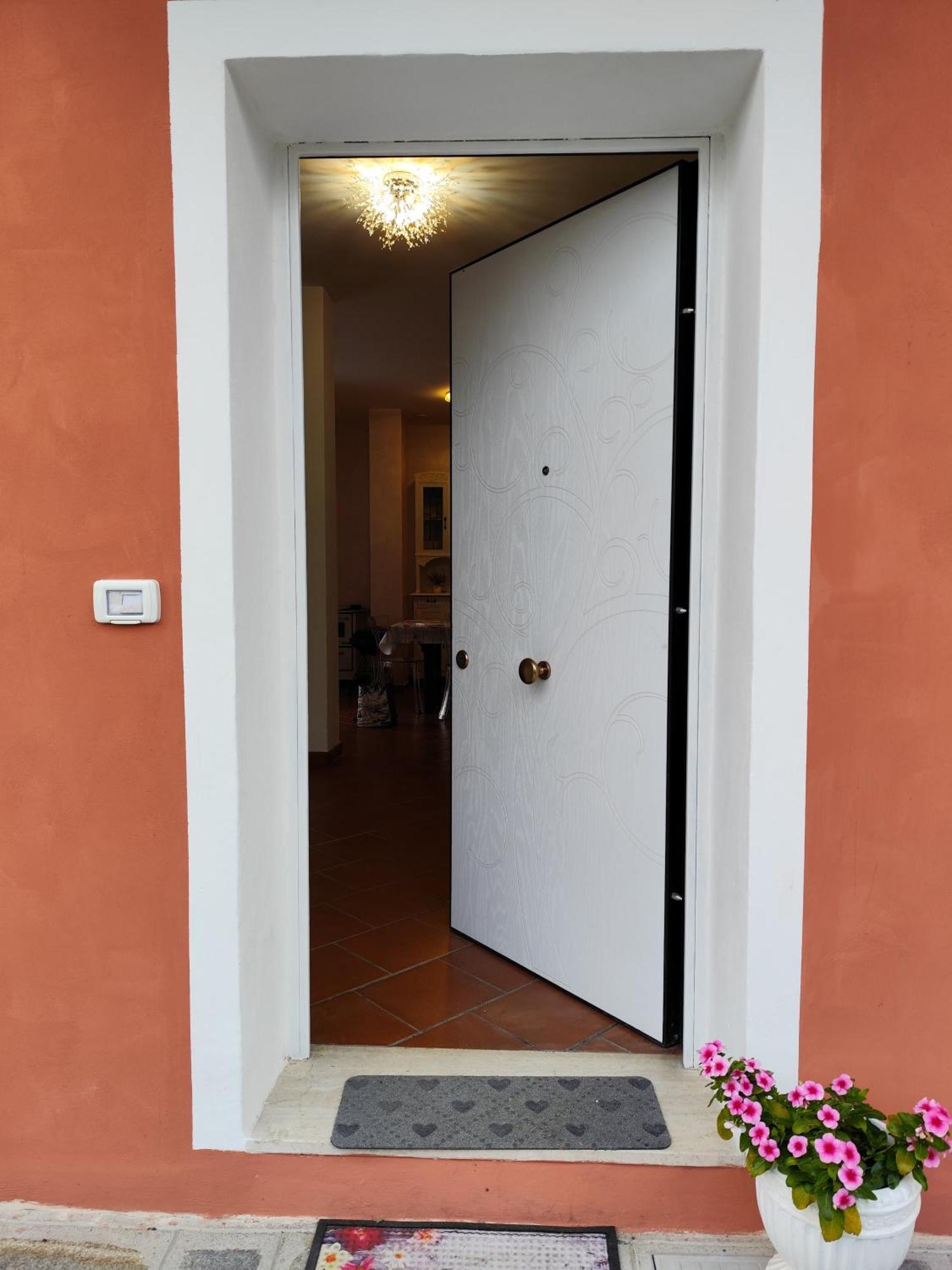 La Casa Di Giada, Appartamento In Villetta Con Aria Condizionata, Wi-Fi E Parcheggio Gratuito Poggi Buitenkant foto